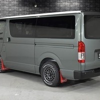 6249 令和7年式 ハイエース DX GLパッケージ 2WD 2,000cc (ガソリン車) 3/6人乗車 300km 車検令和9年5月19日のサムネイル