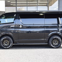 6449 令和4年式 ハイエース スーパーGL ダークプライムⅡ 4WD 2,800cc ディーゼル車 2/5人乗車 6.4万kmのサムネイル