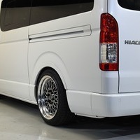 6394 8型ハイエース スーパーGL ダークプライムⅡ  2WD 2,000cc ガソリン車 4ナンバー 2/5人乗りのサムネイル