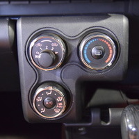 5876 平成29年式 サクシードバン TX  2WD 1,500cc  ガソリン車  5人乗り 12.4万kmのサムネイル