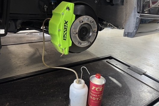 【CRS福岡】CRSで車検も可能です　お車はカスタムだけではない。メンテナンスもしっかりとサムネイル