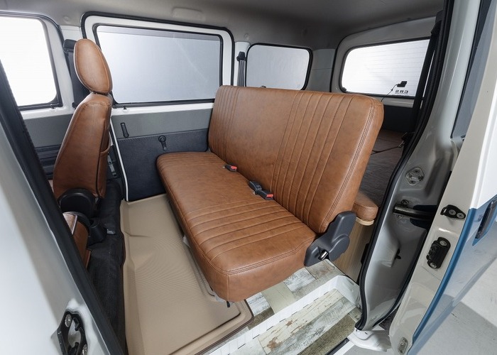 タウンエース「CRS PACKAGE」シーアールエスパッケージのサムネイル