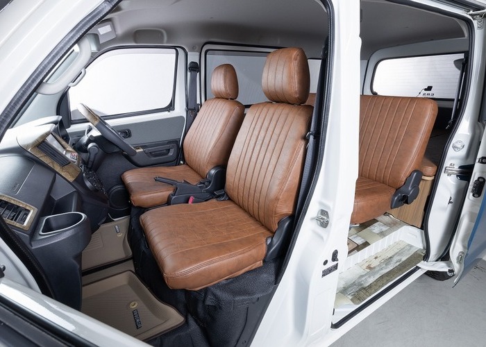 タウンエース「CRS PACKAGE」シーアールエスパッケージのサムネイル