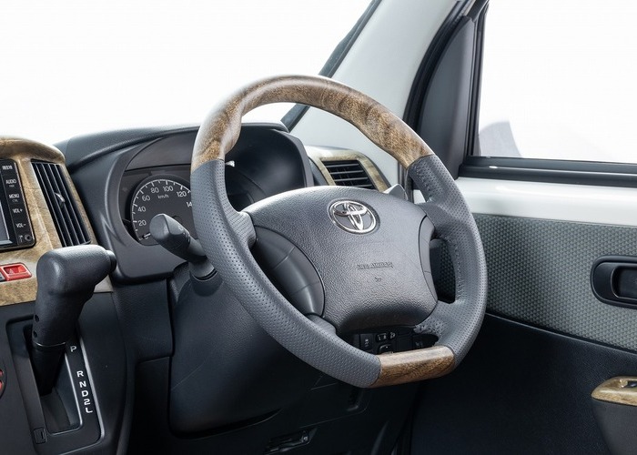 タウンエース「CRS PACKAGE」シーアールエスパッケージのサムネイル