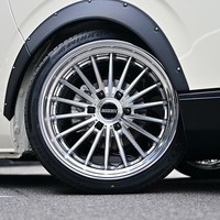 6220.令和8年式 ハイエースバン DX 2WD 2,000cc ガソリン車 走行13キロ 新車未登録のサムネイル