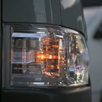 6425.令和8年式 ハイエース スーパーGL 寒冷地仕様 4WD 2,800cc ディーゼル車 走行5キロ 新車未登録のサムネイル