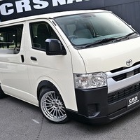6220.令和8年式 ハイエースバン DX 2WD 2,000cc ガソリン車 走行13キロ 新車未登録のサムネイル