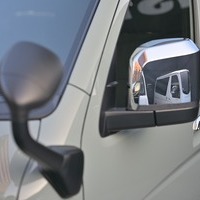 6425.令和8年式 ハイエース スーパーGL 寒冷地仕様 4WD 2,800cc ディーゼル車 走行5キロ 新車未登録のサムネイル