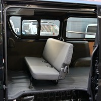 6335.令和8年式 ハイエースバン DX 2WD 2,000cc ガソリン車 走行5キロ 新車未登録のサムネイル