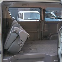 6425.令和8年式 ハイエース スーパーGL 寒冷地仕様 4WD 2,800cc ディーゼル車 走行5キロ 新車未登録のサムネイル