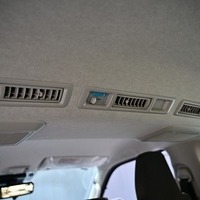 6335.令和8年式 ハイエースバン DX 2WD 2,000cc ガソリン車 走行5キロ 新車未登録のサムネイル