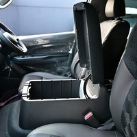 5883.令和8年式 キャラバン グランドプレミアムGX 寒冷地仕様 4WD 2,400cc ディーゼル車 走行31キロ 新車未登録のサムネイル