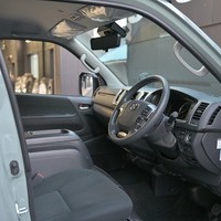 6425.令和8年式 ハイエース スーパーGL 寒冷地仕様 4WD 2,800cc ディーゼル車 走行5キロ 新車未登録のサムネイル