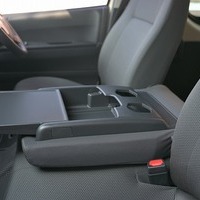 6220.令和8年式 ハイエースバン DX 2WD 2,000cc ガソリン車 走行13キロ 新車未登録のサムネイル