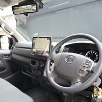 6331.令和8年式 ハイエースバン DX 2WD 2,000cc ガソリン車 走行4キロ 新車未登録のサムネイル