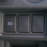 6220.令和8年式 ハイエースバン DX 2WD 2,000cc ガソリン車 走行13キロ 新車未登録のサムネイル