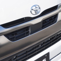 6385　オリジナルPKG　ハイエース　ダークプライムＳ　2WD　2800cc　ディーゼル車　5人乗りのサムネイル