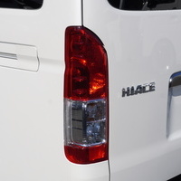 6385　オリジナルPKG　ハイエース　ダークプライムＳ　2WD　2800cc　ディーゼル車　5人乗りのサムネイル