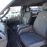 6385　オリジナルPKG　ハイエース　ダークプライムＳ　2WD　2800cc　ディーゼル車　5人乗りのサムネイル