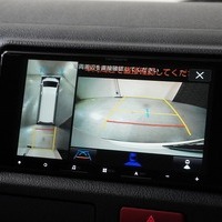 6203 8型ハイエース DX  2WD 2,000CC ガソリン車 4ナンバー 3/6人乗りのサムネイル