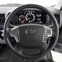 6179 8型ハイエース DX  2WD 2,000CC ガソリン車 4ナンバー 3/6人乗りのサムネイル