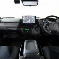 6489 令和4年式 ハイエース スーパーGL ダークプライムⅡ 2WD 2,000cc (ガソリン車)  2/5人乗車  2.6万kmのサムネイル