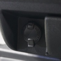 6183 8型ハイエース DX  2WD 2,000CC ガソリン車 4ナンバー 3/6人乗りのサムネイル