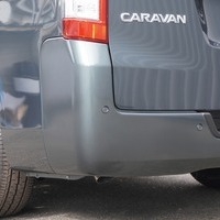 5964 【登録済み未使用車/改良後モデル】 令和7年式 キャラバン グランドプレミアムGX 2WD 2,400㏄（ディーゼル）2/5人乗車 17㎞のサムネイル