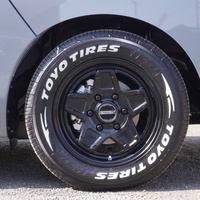 5814　令和7年式　キャラバン　プレミアムGX　OutdoorBlackEdition　2WD　2400cc　ディーゼル車　5人乗り　15kmのサムネイル