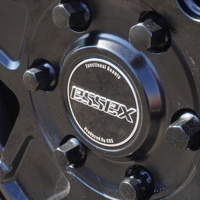 5814　令和7年式　キャラバン　プレミアムGX　OutdoorBlackEdition　2WD　2400cc　ディーゼル車　5人乗り　15kmのサムネイル