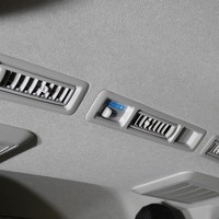 6183 8型ハイエース DX  2WD 2,000CC ガソリン車 4ナンバー 3/6人乗りのサムネイル