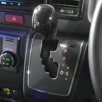 6505 令和4年式 ハイエース スーパーGL ダークプライムⅡ 2WD 2,800cc (ディーゼル車)  2/5人乗車  4.5万kmのサムネイル