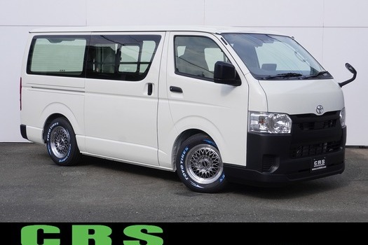 6206 ハイエース DX 2WD 2000cc ガソリン車 3/6人乗り 14kmのサムネイル