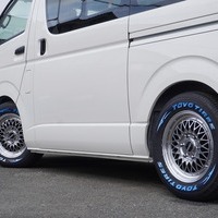 6206 ハイエース DX 2WD 2000cc ガソリン車 3/6人乗り 14kmのサムネイル