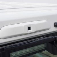 6206 ハイエース DX 2WD 2000cc ガソリン車 3/6人乗り 14kmのサムネイル