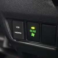 6332 8型ハイエース DX  2WD 2,000CC ガソリン車 4ナンバー 3/6人乗りのサムネイル