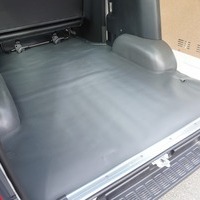 6206 ハイエース DX 2WD 2000cc ガソリン車 3/6人乗り 14kmのサムネイル