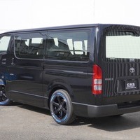 6160 ハイエース DX 2WD 2000cc ガソリン車 3/6人乗り 10kmのサムネイル