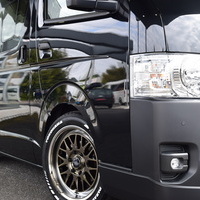 6334 8型ハイエース DX  2WD 2,000CC ガソリン車 4ナンバー 3/6人乗りのサムネイル