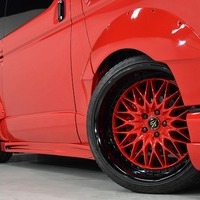 平成27年式 ハイエース スーパーGL  2WD 2,000cc (ガソリン車)  2/5人乗車  1.7万km 車検令和8年8月21日のサムネイル