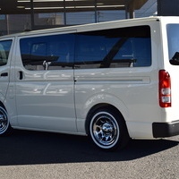 6275 8型ハイエース DX  2WD 2,000CC ガソリン車 4ナンバー 3/6人乗りのサムネイル