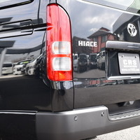 6334 8型ハイエース DX  2WD 2,000CC ガソリン車 4ナンバー 3/6人乗りのサムネイル