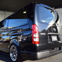 6181 8型ハイエース DX  2WD 2,000CC ガソリン車 4ナンバー 3/6人乗りのサムネイル