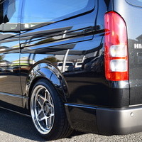 6181 8型ハイエース DX  2WD 2,000CC ガソリン車 4ナンバー 3/6人乗りのサムネイル