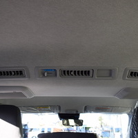 6181 8型ハイエース DX  2WD 2,000CC ガソリン車 4ナンバー 3/6人乗りのサムネイル