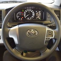 6275 8型ハイエース DX  2WD 2,000CC ガソリン車 4ナンバー 3/6人乗りのサムネイル