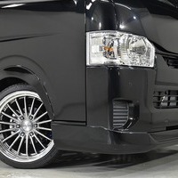 6179 8型ハイエース DX  2WD 2,000CC ガソリン車 4ナンバー 3/6人乗りのサムネイル