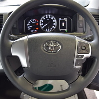 6204 8型ハイエース DX  2WD 2,000CC ガソリン車 4ナンバー 3/6人乗りのサムネイル