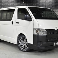 6203 8型ハイエース DX  2WD 2,000CC ガソリン車 4ナンバー 3/6人乗りのサムネイル