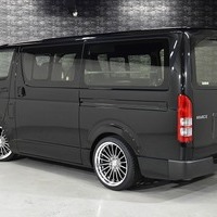 6179 8型ハイエース DX  2WD 2,000CC ガソリン車 4ナンバー 3/6人乗りのサムネイル